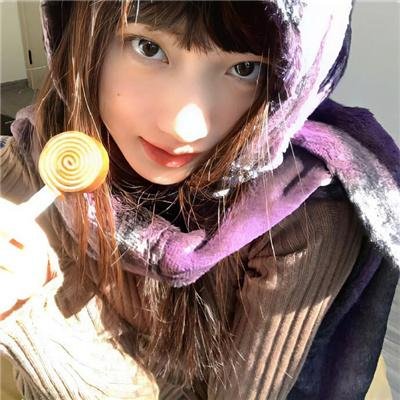 伊莎贝尔跳到聚光灯下
